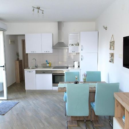 Apartman Murter 2+1 Eksteriør billede